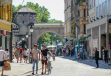 Walking Routes Through Munich